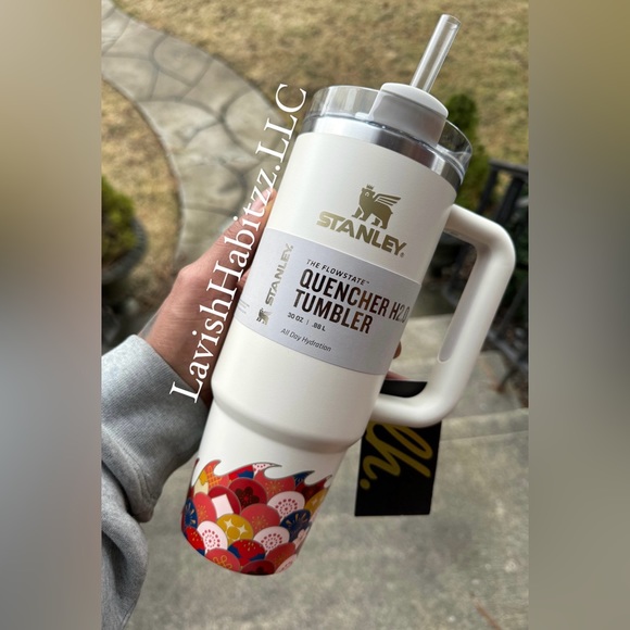 THE LUNAR NEW YEAR LIMITED EDITION CREAM QUENCHER H2.0 FLOWSTATE TUMBLER | 30 OZ - Picture 1 of 3